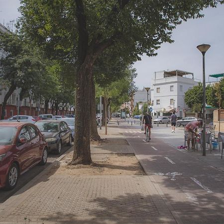 Acogedor Apartamento En Triana Seville Luaran gambar