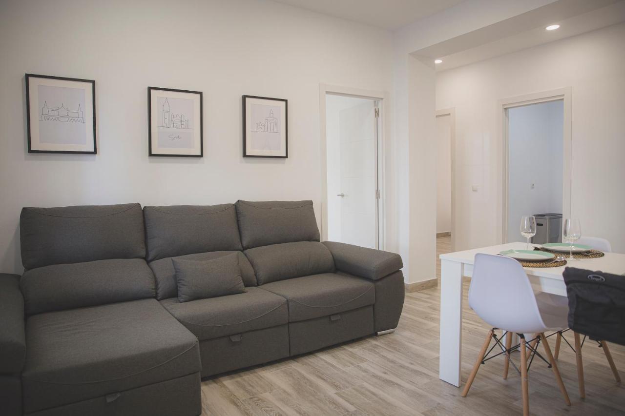 Acogedor Apartamento En Triana Seville Luaran gambar